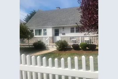 30 Montgomery Avenue #house, Oceanside, NY 11572 - Photo 1