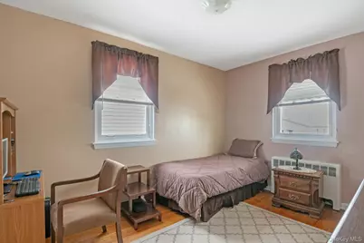 152 Meagher Avenue, Bronx, NY 10465 - Photo 13