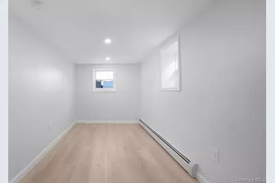 4370 Edson Avenue, Bronx, NY 10466 - Photo 21