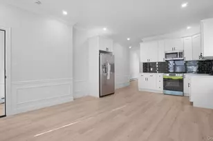 4370 Edson Ave, Bronx, NY 10466 - Photo 11