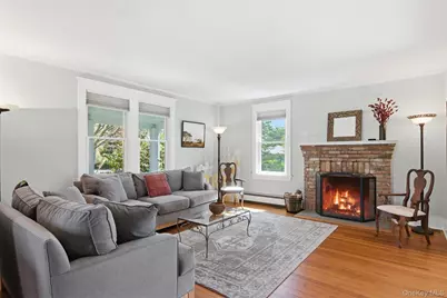 2 Brooklyn Avenue, Stony Brook, NY 11790 - Photo 9