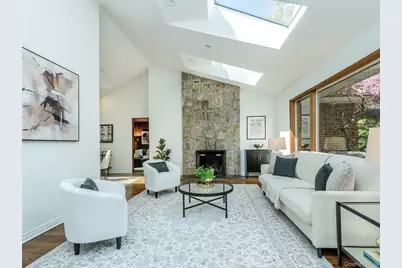 10 Jeannette Drive, Port Washington, NY 11050 - Photo 5