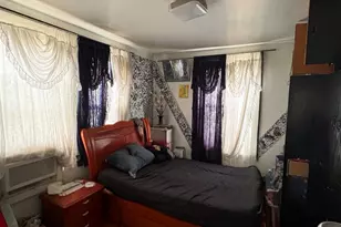 132-06 Metropolitan Ave, Richmond Hill, NY 11418 - Photo 11