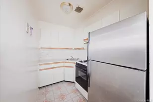 97-48 91st St, Ozone Park, NY 11416 - Photo 23
