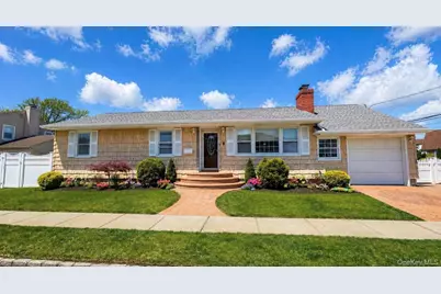 6 Curlew Place, Massapequa, NY 11758 - Photo 1