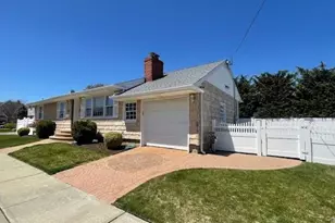 6 Curlew Pl, Massapequa, NY 11758 - Photo 17