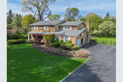 167 Brookville Lane, Glen Head, NY 11545 - Photo 3