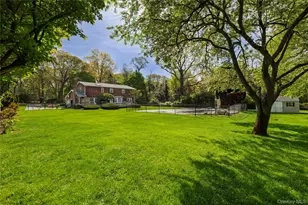 167 Brookville Ln, Glen Head, NY 11545 - Photo 11