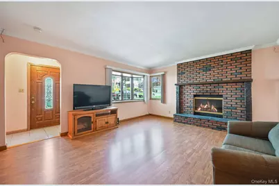 38 Croydon Road, Yonkers, NY 10710 - Photo 9