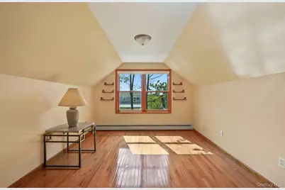 38 Croydon Road, Yonkers, NY 10710 - Photo 33