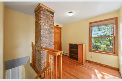 38 Croydon Road, Yonkers, NY 10710 - Photo 31