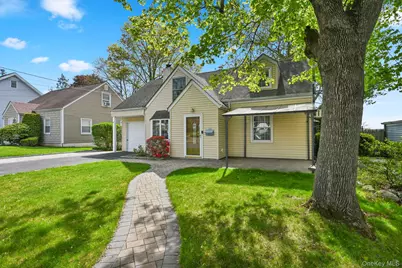 38 Croydon Road, Yonkers, NY 10710 - Photo 3