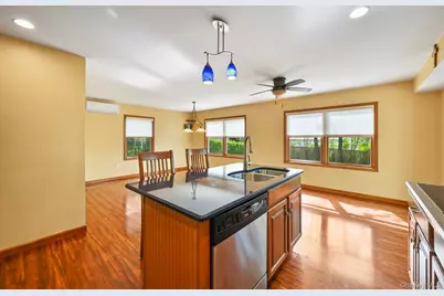 38 Croydon Road, Yonkers, NY 10710 - Photo 19