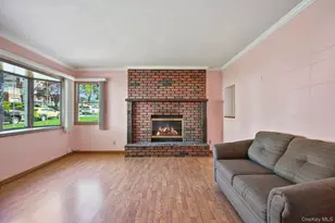 38 Croydon Rd, Yonkers, NY 10710 - Photo 11