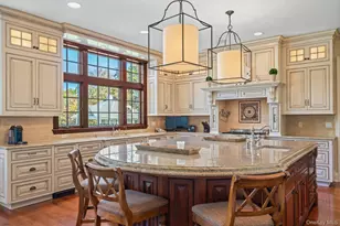 697 Short Beach Rd, Nissequogue, NY 11780 - Photo 17