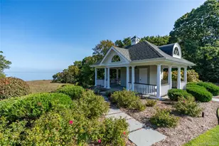 697 Short Beach Rd, Nissequogue, NY 11780 - Photo 41