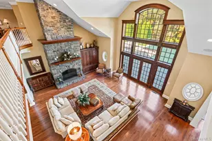 697 Short Beach Rd, Nissequogue, NY 11780 - Photo 15