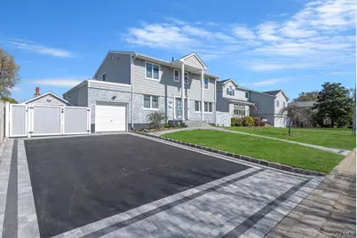 204 Bayview Avenue, Massapequa, NY 11758 - Photo 49
