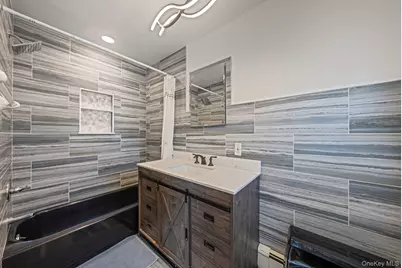 204 Bayview Avenue, Massapequa, NY 11758 - Photo 21