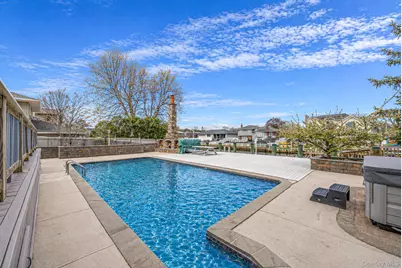 204 Bayview Avenue, Massapequa, NY 11758 - Photo 37