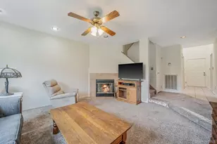 47 Madder Lake Cir, Commack, NY 11725 - Photo 9
