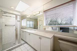 47 Madder Lake Cir, Commack, NY 11725 - Photo 31
