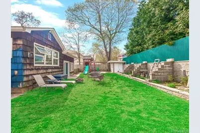 223 Locust Drive, Rocky Point, NY 11778 - Photo 19