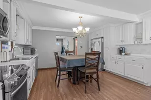 223 Locust Dr, Rocky Point, NY 11778 - Photo 5