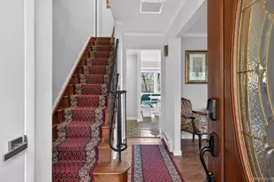 17 Hillcrest Dr, Glen Head, NY 11545 - Photo 5