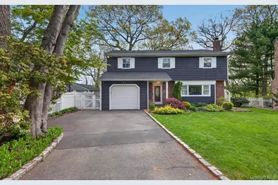 17 Hillcrest Drive #A, Glen Head, NY 11545 - Photo 1
