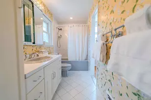 14 Linford Ln, Melville, NY 11747 - Photo 21