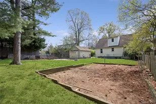 107 E 25th St, Huntington Station, NY 11746 - Photo 25