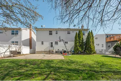 1259 New York Avenue, Elmont, NY 11003 - Photo 17