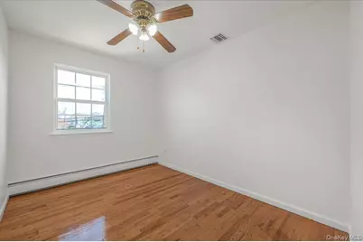 1259 New York Avenue, Elmont, NY 11003 - Photo 7