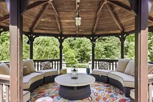 2 Heathcote Dr, Mount Kisco, NY 10549 - Photo 43
