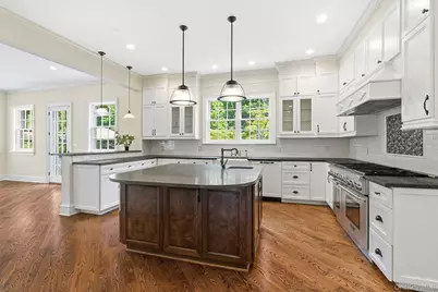 2 Heathcote Drive, Mount Kisco, NY 10549 - Photo 11
