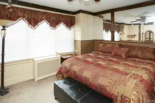 61-56 62nd Ave, Middle Village, NY 11379 - Photo 9