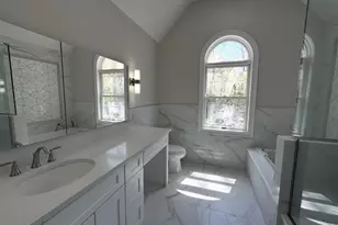 2068 Lansing Pl, Muttontown, NY 11791 - Photo 11