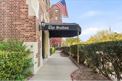 109-14 Ascan Avenue #2P, Forest Hills, NY 11375 - Photo 3