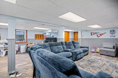 101 Sexton Road, West Babylon, NY 11704 - Photo 23