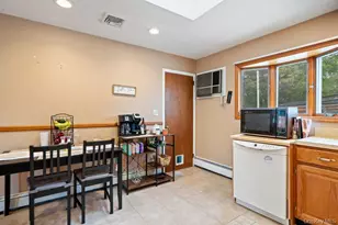 101 Sexton Rd, West Babylon, NY 11704 - Photo 13