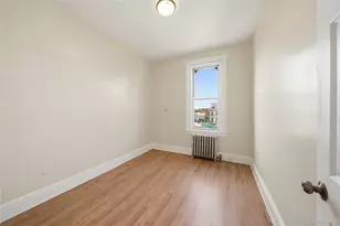 74-02 65th St, Glendale, NY 11385 - Photo 17