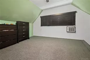 35 Meeting Ln, Hicksville, NY 11801 - Photo 7