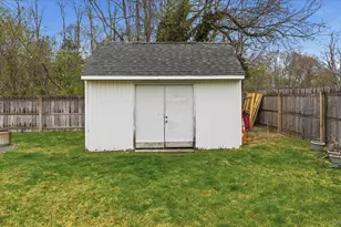 31 13th St, Holbrook, NY 11741 - Photo 25