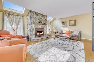 49 Cranford Dr, New City, NY 10956 - Photo 9