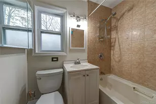 86 Cardinal Ln, Islip, NY 11751 - Photo 9