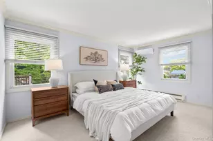 925 Old Post Rd, Mamaroneck, NY 10543 - Photo 13