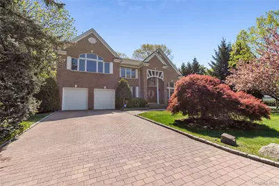 23 Fox Hunt Lane, Great Neck, NY 11020 - Photo 31