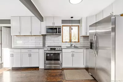 305 Whittier Drive, Mastic Beach, NY 11951 - Photo 9