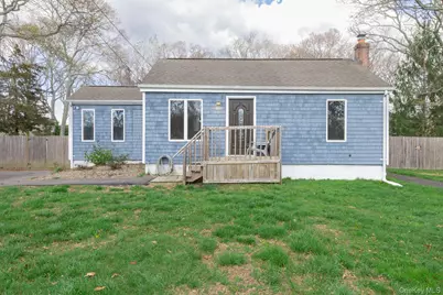 305 Whittier Drive, Mastic Beach, NY 11951 - Photo 3